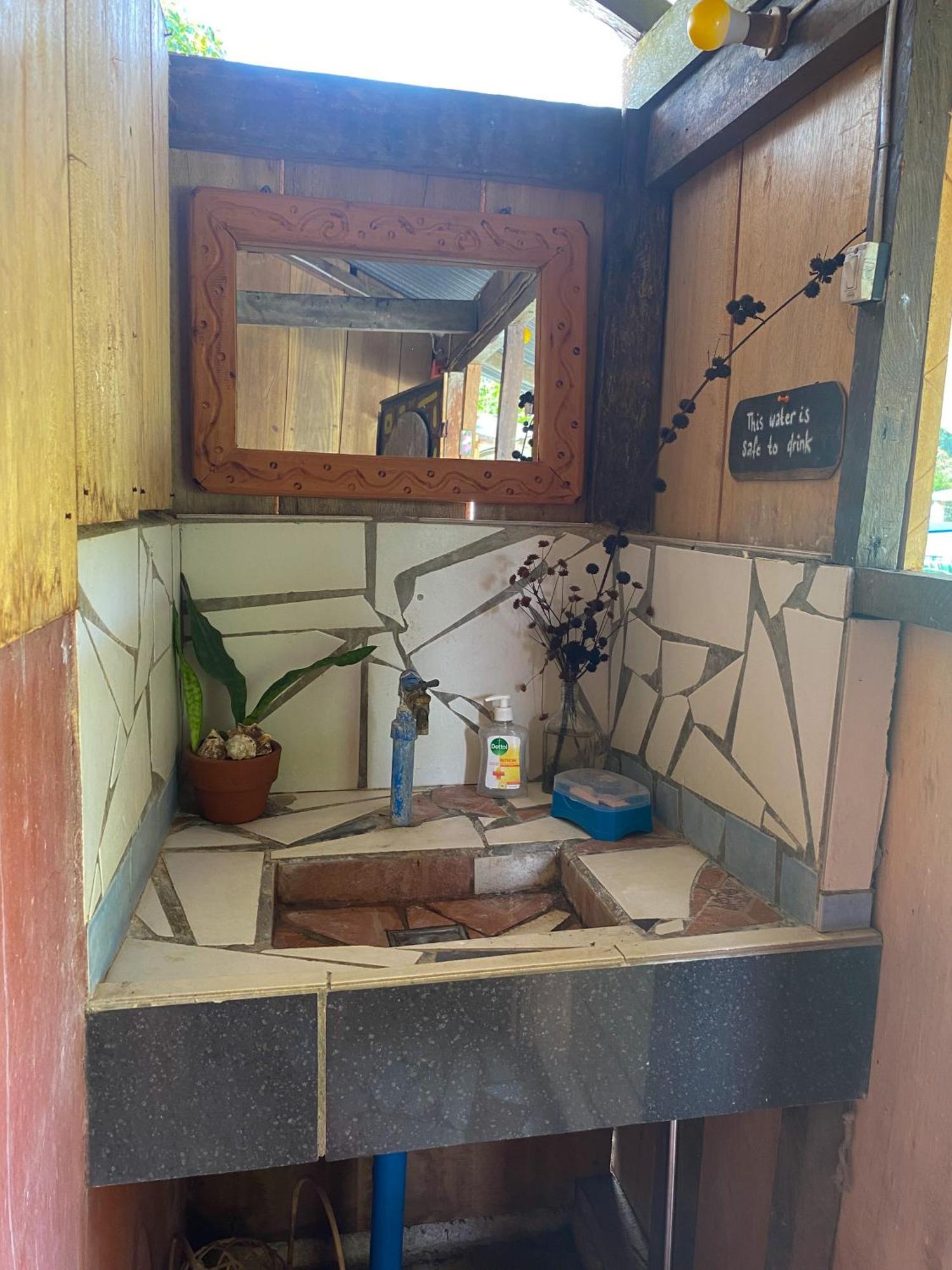 Cafe Sabang Guest House Extérieur photo